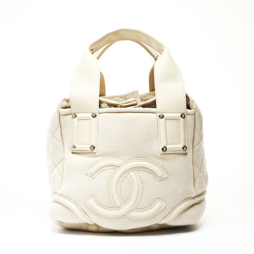 CHANEL Cream Logo Bag